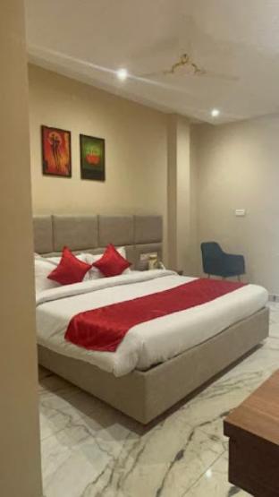 pooja o dine hotel yamunanagar