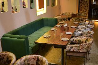 pooja o dine hotel yamunanagar