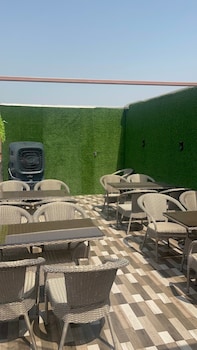 pooja o dine hotel yamunanagar