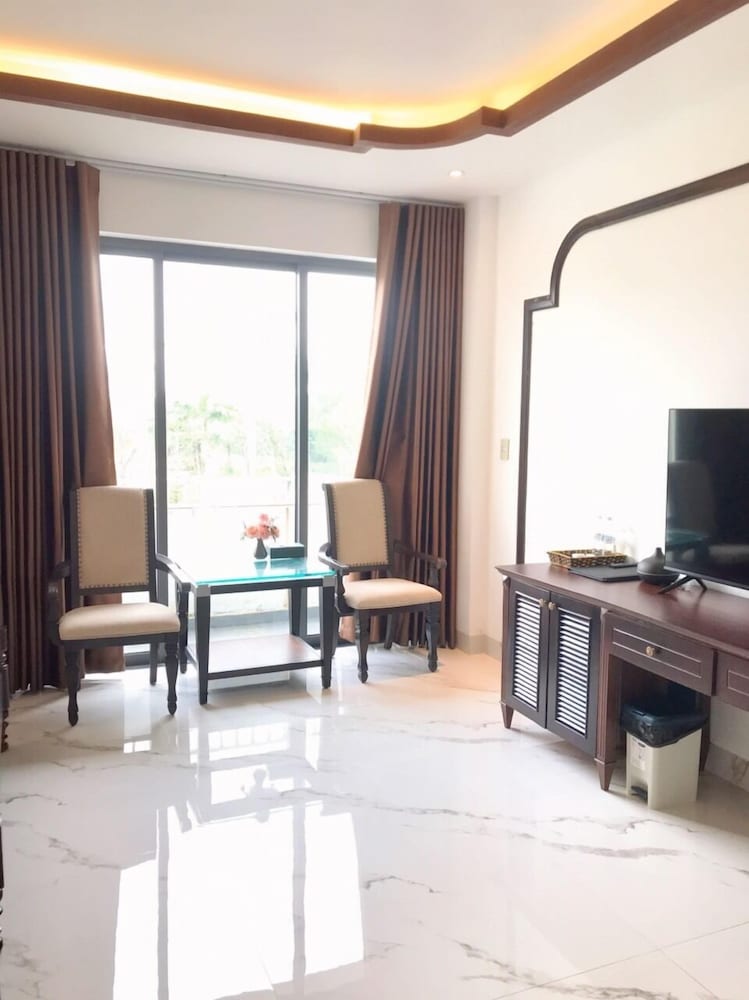 blue sea hue hotel
