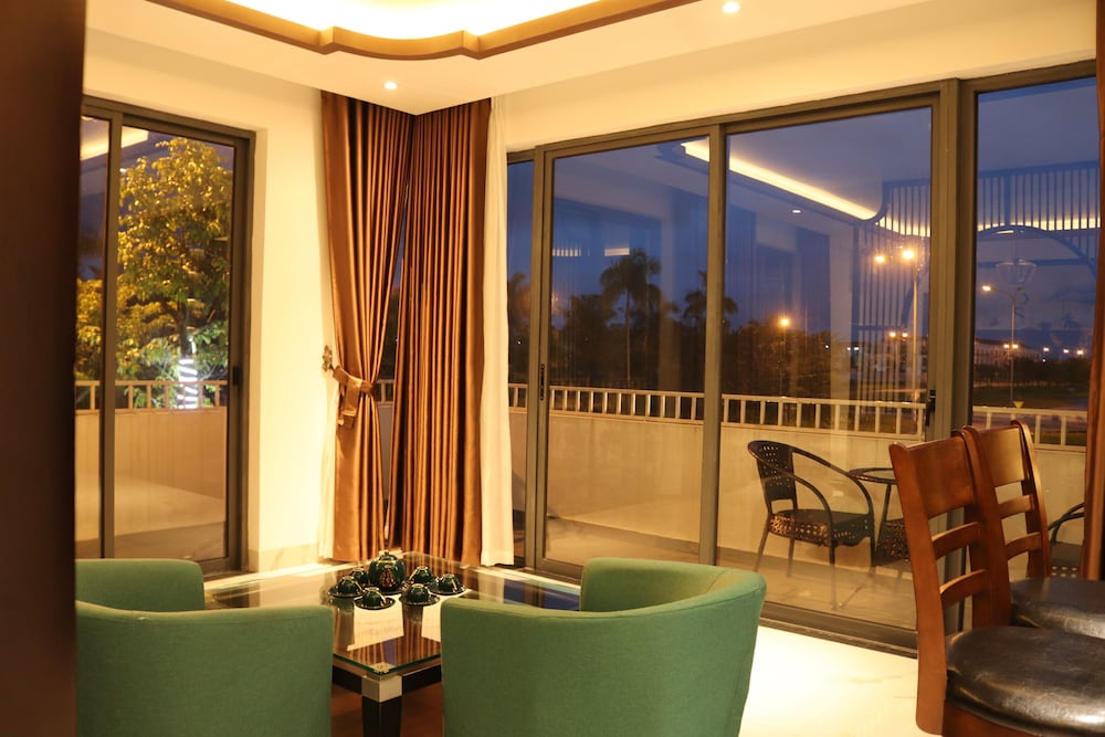 blue sea hue hotel