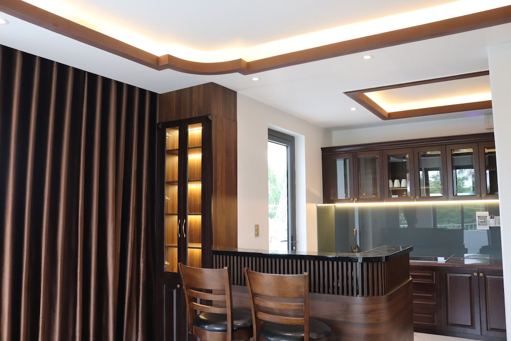 blue sea hue hotel