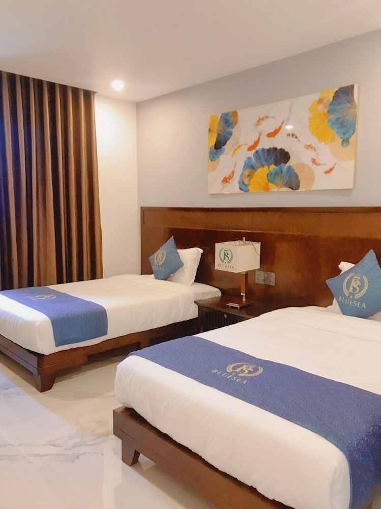 blue sea hue hotel