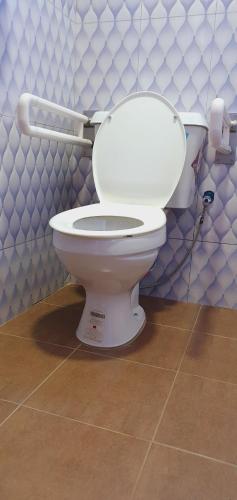 pb and j christian hotel