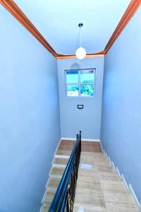 pb and j christian hotel