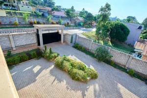 pb and j christian hotel