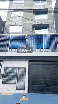 aparta hotel los nogales