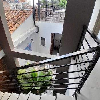 hotel puerta de san cayetano