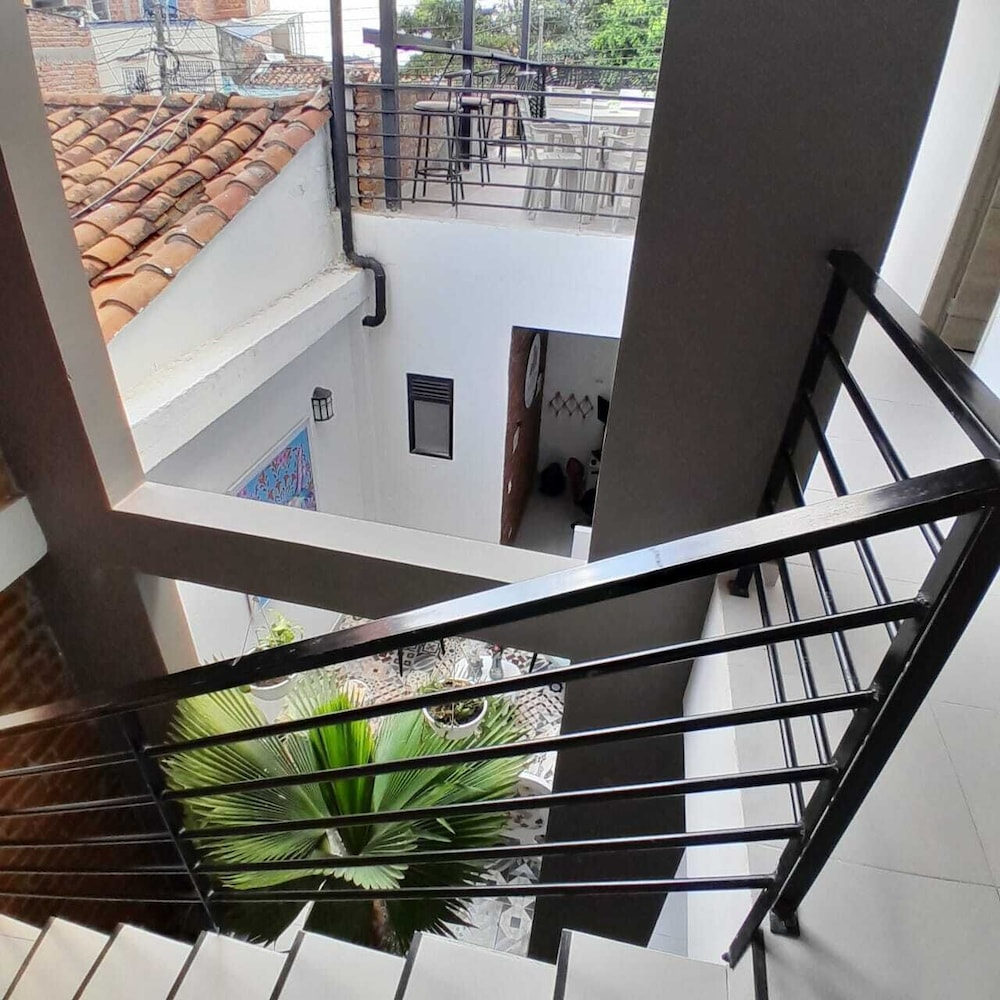hotel puerta de san cayetano