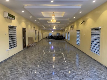 beni hotel surulere
