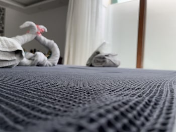 gardenya lara suit hotel