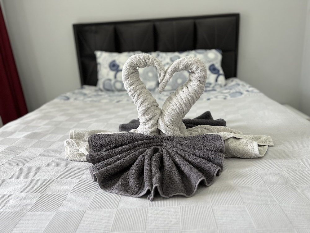 gardenya lara suit hotel