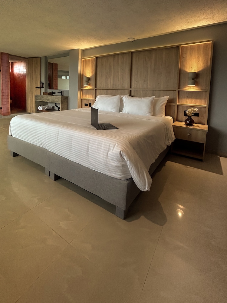 mood matuna hotel cartagena