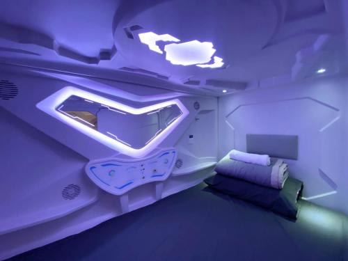 u capsule hotel