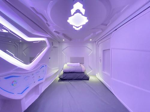 u capsule hotel