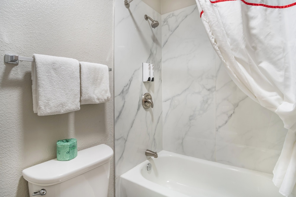 hometowne studios greenville