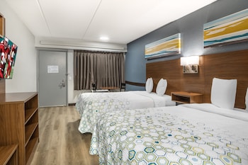 hometowne studios greenville