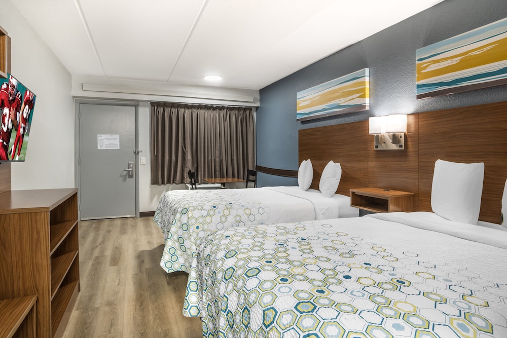 hometowne studios greenville