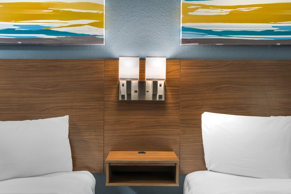 hometowne studios greenville