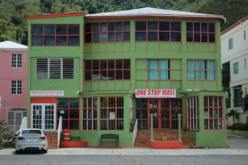 paradise suites hotel