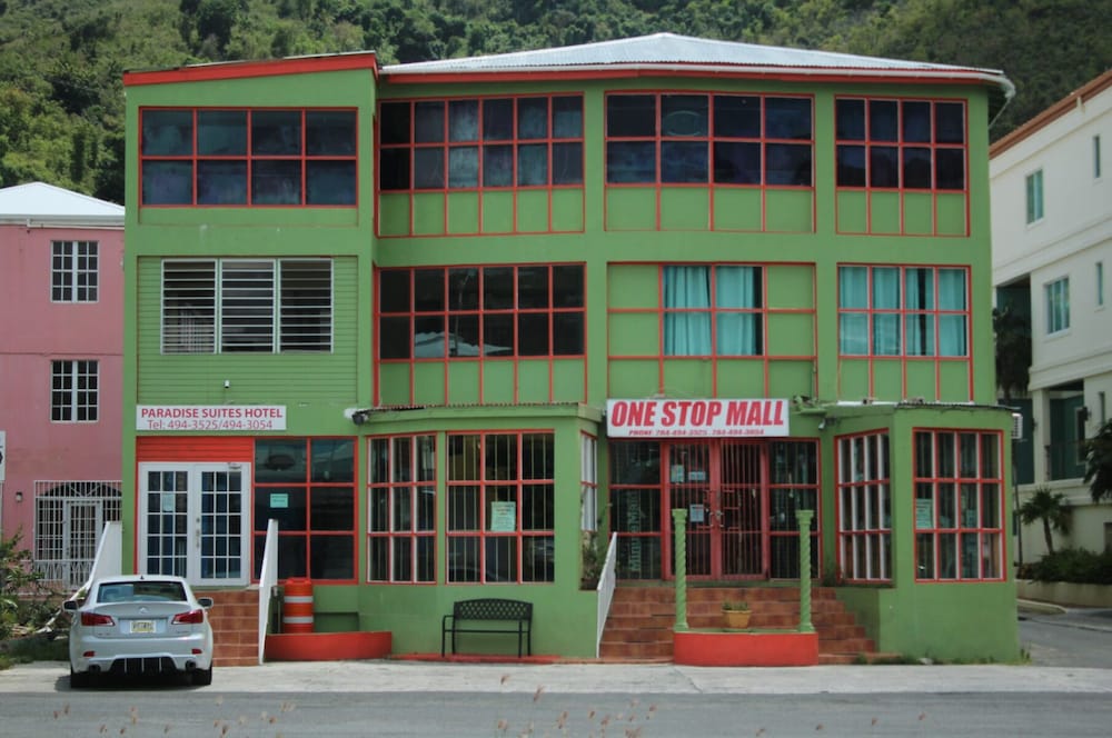 paradise suites hotel