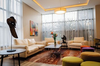 trademark suites at enaki town