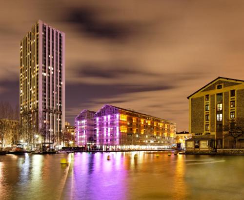 holiday inn express paris canal de la villette by ihg