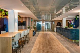 holiday inn express paris canal de la villette by ihg