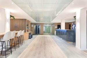 holiday inn express paris canal de la villette by ihg