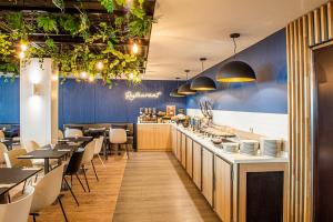 holiday inn express paris canal de la villette by ihg