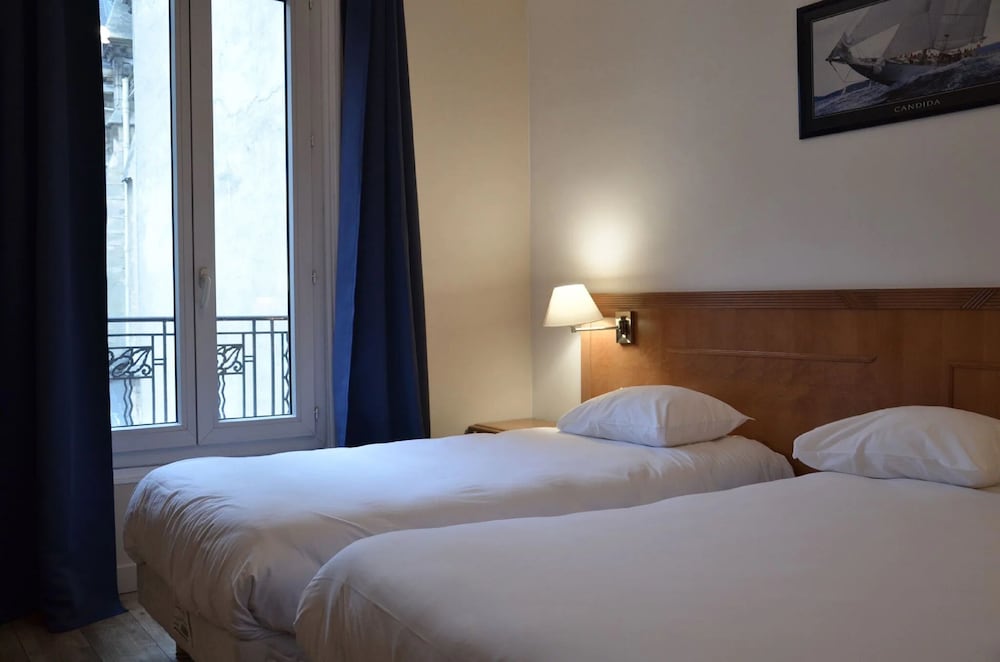 hotel de la perdrix rouge