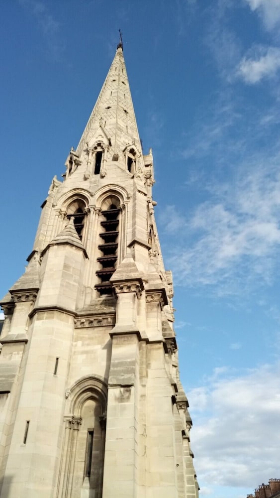 hotel de la perdrix rouge