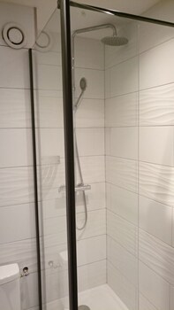 hotel de la perdrix rouge