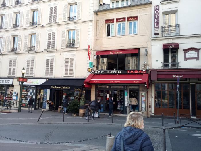hotel de la perdrix rouge