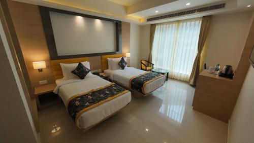 Hotel Sura Grand,,3 star