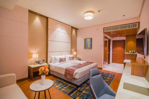 the maple hotel bhopal