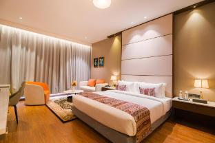 the maple hotel bhopal