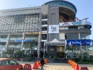 the maple hotel bhopal