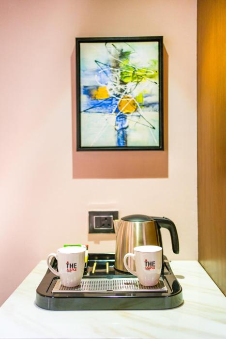 the maple hotel bhopal