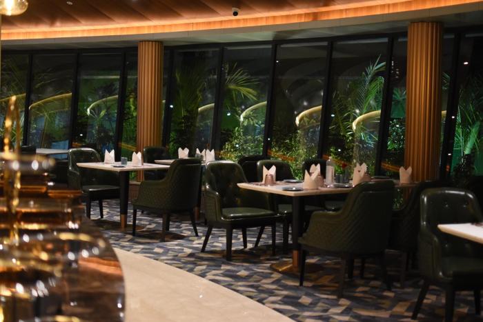 the maple hotel bhopal