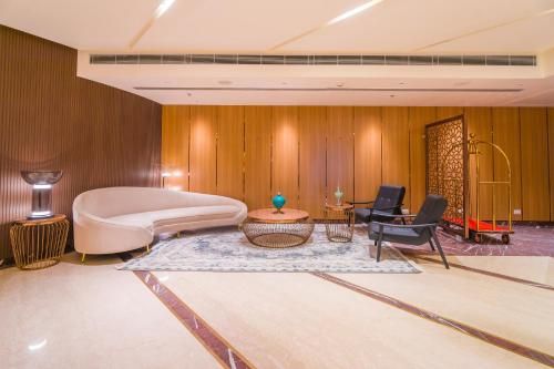 The Maple Hotel-Bhopal,,3 star