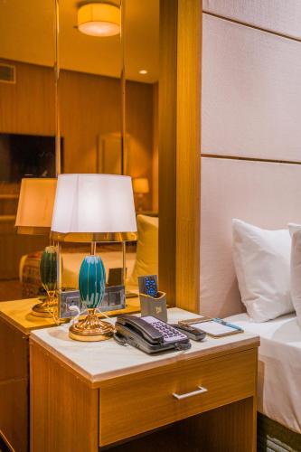 the maple hotel bhopal