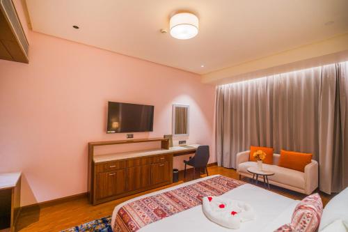 the maple hotel bhopal