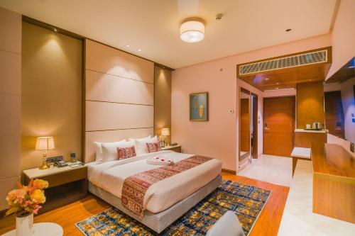 the maple hotel bhopal