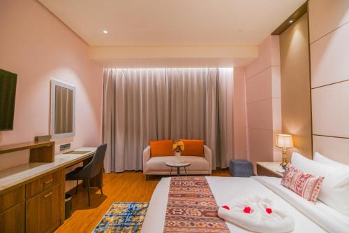 the maple hotel bhopal