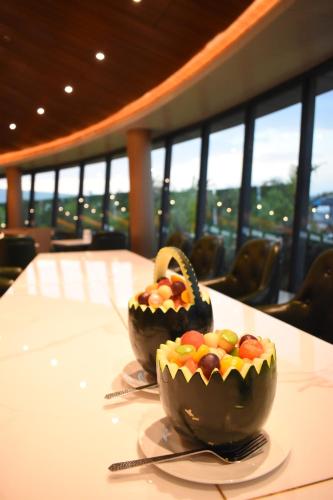 the maple hotel bhopal