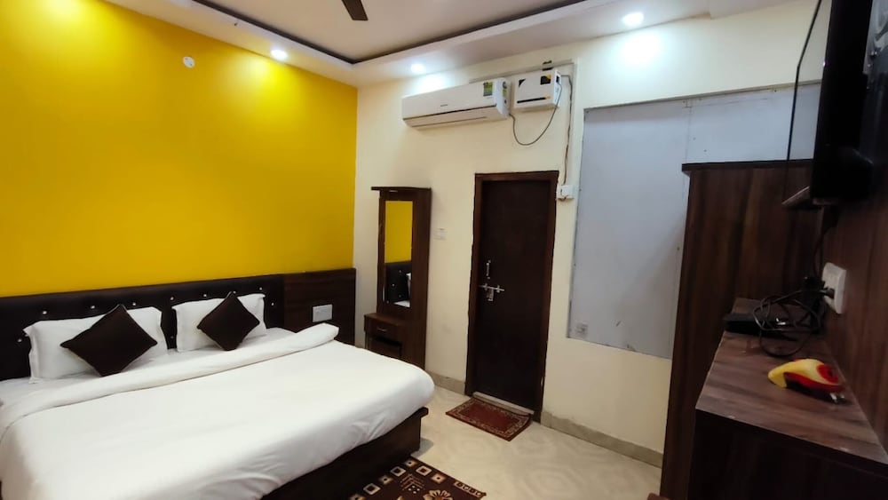 hotel fortune suites prayagraj