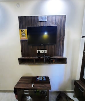 hotel fortune suites prayagraj