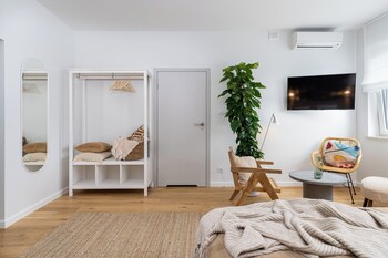 boutique hotel rabbit hole