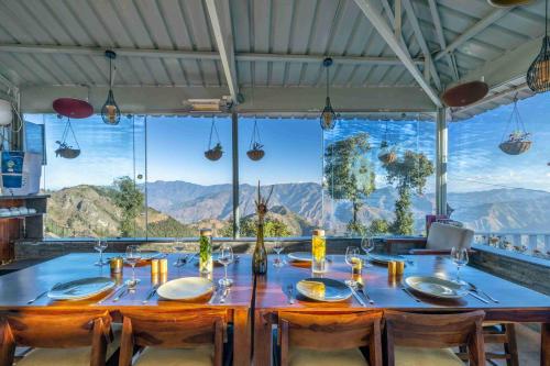 ama stays and trails barefoot bungalow dhanaulti